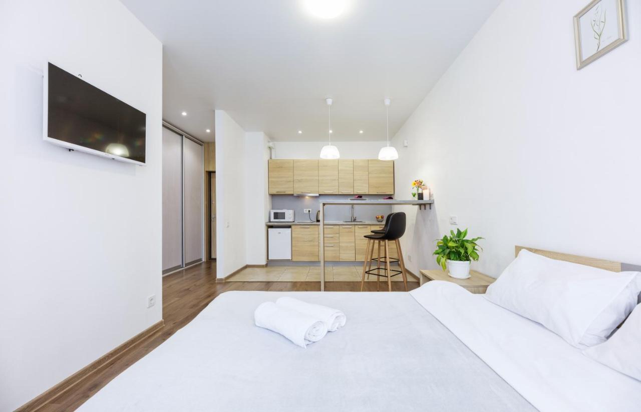 Nyvky Like Home - Studio - Apt 20 Κίεβο Εξωτερικό φωτογραφία